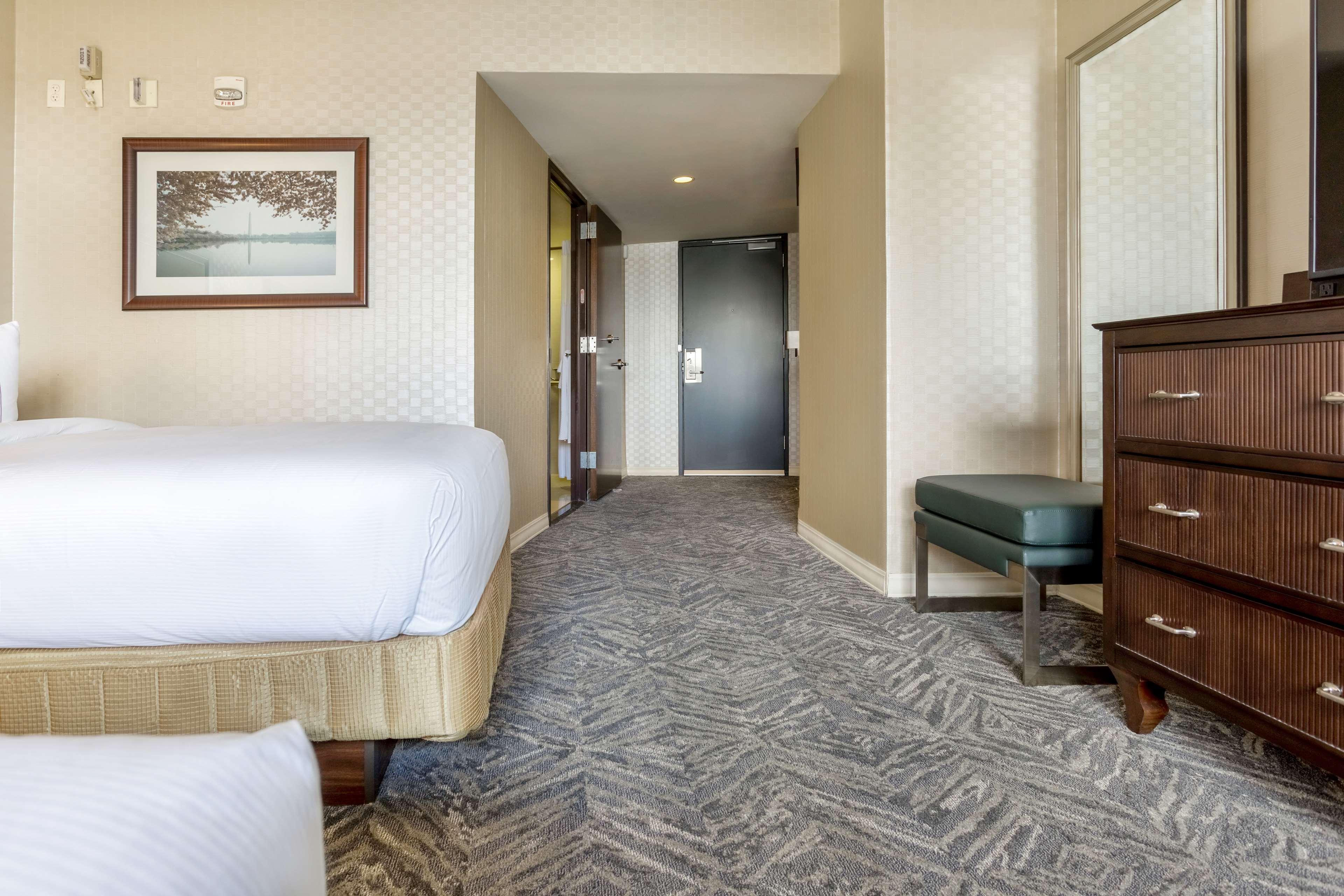 Hilton 3* Washington